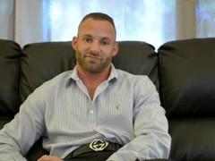 Behind the scenes Thumb