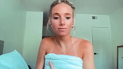 I Just Love Blonde College Whores Man... Thumb