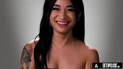 UP CLOSE - How Women Orgasm With Natural Beauty Avery Black! SOLO FEMALE MASTURBATION! FULL SCENE Thumb