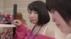 Sales assistant seduces customer and fucked Thumb