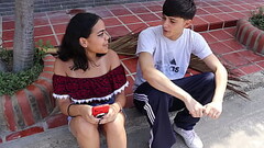 INVITACION A MI VECINA Morena Valentina a mi casa Cuando su Novio no ESTA -  VECINA PORQUE ESTAS TAN SOLITA EN LA CALLE - SUB ESPANOL ValentinaHot10 Thumb