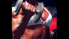 Your favorite muscle mommy is back! I have to start going to the gym again soon after a long break... I have missed it soo... Thumb