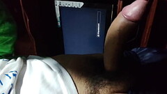 BIG COCK OF YOUNG MAN ENDS UP CUMMING IN SPURTS Thumb
