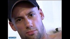 Delivery guy got a good tip and a good wank. Thumb