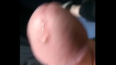 Tengo tanta leche guardada que se me desborda por la verga Thumb