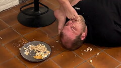 Preview: Mistress Azize - Food time, foot fetish Thumb