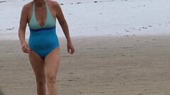 I get excited on the beach and I take my husband'_s best friend to fuck me, his cock is delicious Thumb