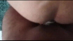 O moreno gostoso metendo vara no cuzinho de Katy (Quer gravar comigo? Chama no chat Thumb