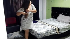 Espio a mi ex mientras se viste para ir a la universidad Thumb
