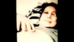 Maddy shows her tits 4X Thumb