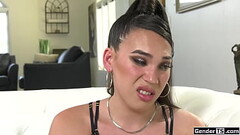 Ts sugarbaby Kasey Kei jerks sugar stepdaddy Thumb