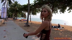 Exotic beach pick-up with gorgeous dick-girl Thumb
