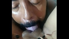 UMA F&Atilde_ ENVIA UM V&Iacute_DEO TOCANDO UMA SIRIRICA,FALA VOU CABELUDA QUERO QUE VOC&Ecirc_ RASPE MINHA BUCETA E CHUPE IQUAL NOS SEUS FILMES. Thumb