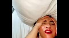 Me vengo en toda su cara y la Puta dice hay que rico Thumb