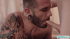Pretty tranny babe Lianna Lawson big ass fucked by hunk guy Thumb