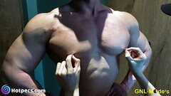 Don'_t go to bed before checking out the latest hot model video Thumb