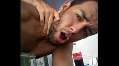 VIDEO REAL! MEU PATR&Atilde_O ME CHAMOU PARA CASA DE PRAIA DELE COM INTEN&Ccedil_&Atilde_O DE ME COMER Thumb