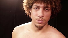 Engolindo rola grossa - bareback Thumb