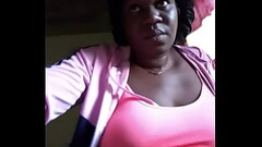 Hot girls showing off her fat pretty pussy Thumb