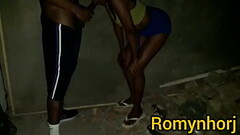 GANHANDO BOQUETE DA NOVINHA NA CASA ABANDONADA FAVELA DO RIO DE JANEIRO Thumb