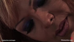 Mature TS in latex sucking huge dick Thumb