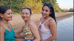 Tigresa Vip e suas Amigas na beira do Rio em cima do Jet Ski Thumb
