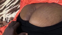 Muslim step mom fucks friend after Morning prayers Thumb