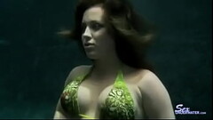 Topanga Fox is a Surface Screamer Underwater Thumb