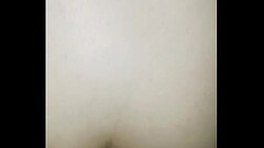 Me follo a mi novia mientras mi suegra esta en &eacute_l comedor Thumb