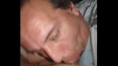 Fernando de 24 a&ntilde_os heterosexual recibe mamada descontrolada de Mariano Bextor Thumb