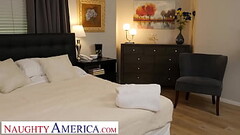 Naughty America - Alura Jenson'_s experience gives Quinton the best fuck of his life Thumb