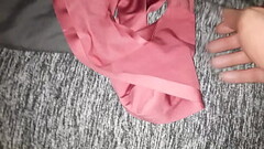 Smelling sister in law'_s panties Thumb